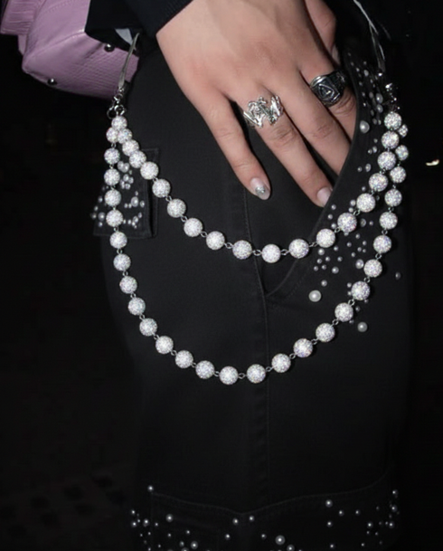 SHINY WHITE WALLET CHAIN